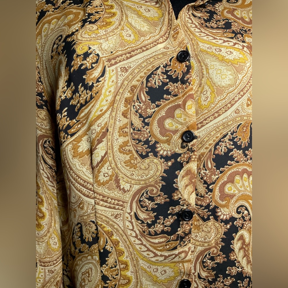 Sheer Gold and Black paisley button up top | Medium - Picture 2 of 9